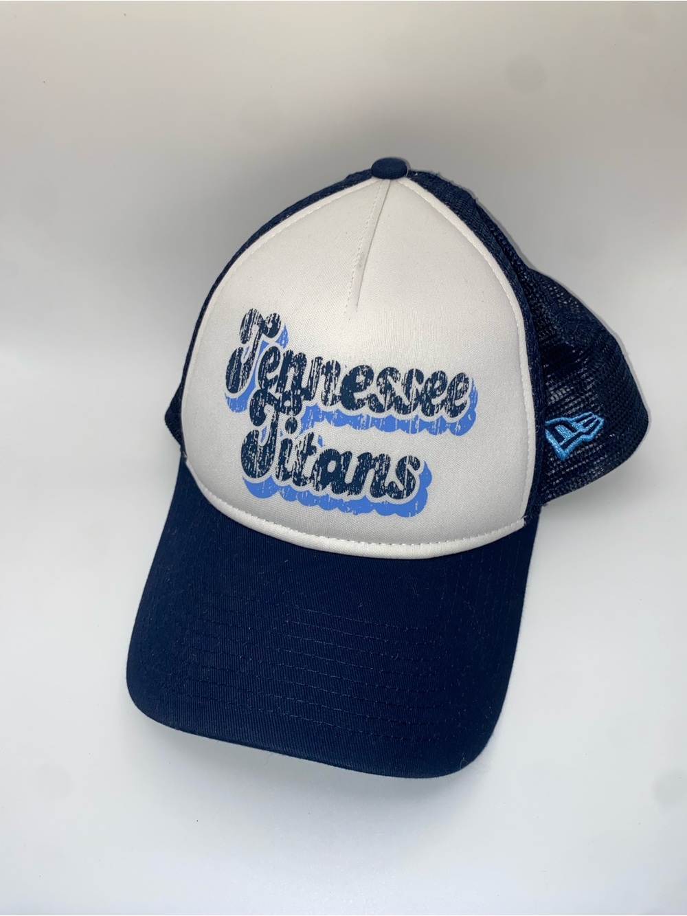 Women’s Tennessee Titans New Era Strap Back Trucker Hat Cap
